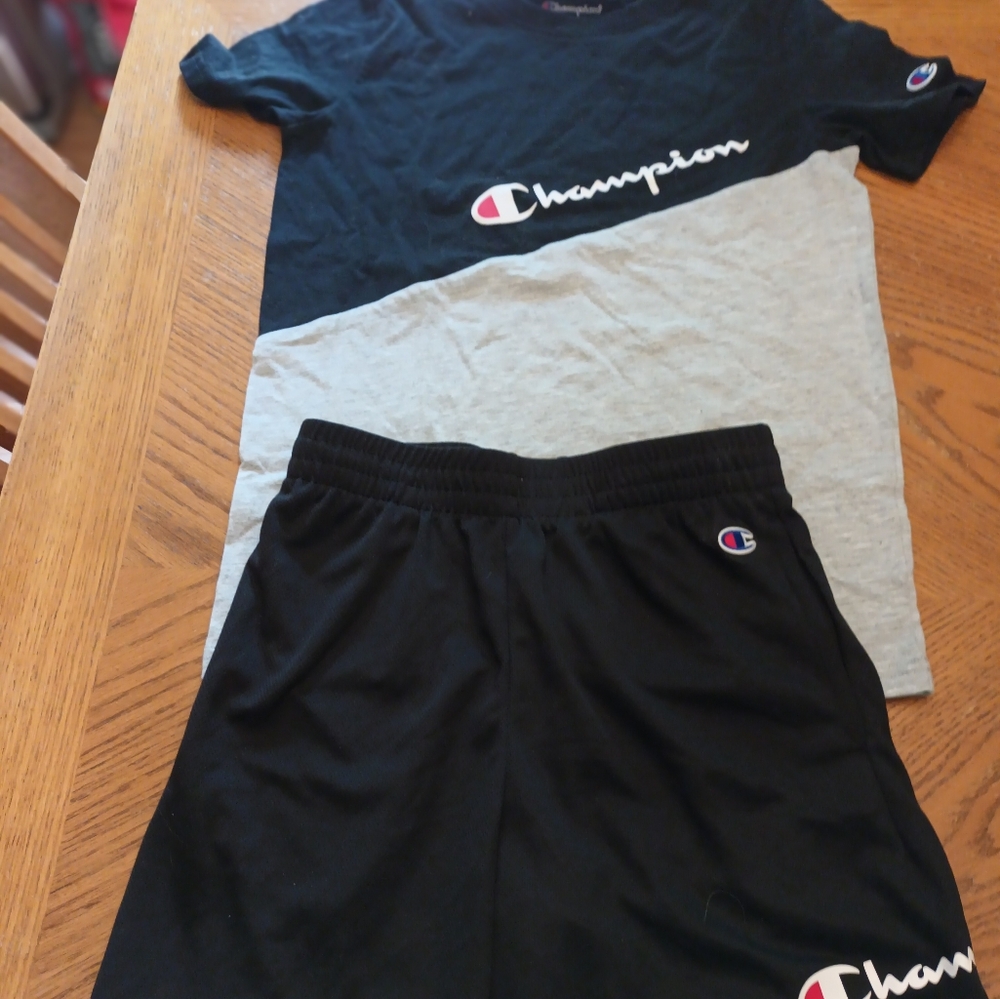 Boys Size Medium /8 Champion T shirt And Shorts Grey And Navy